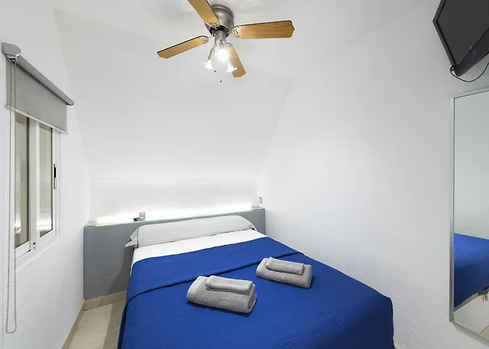 아파트 Sunny Coastal Retreat For 4 토레몰리노스