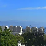 Sunny Coastal Retreat For 4 * Torremolinos